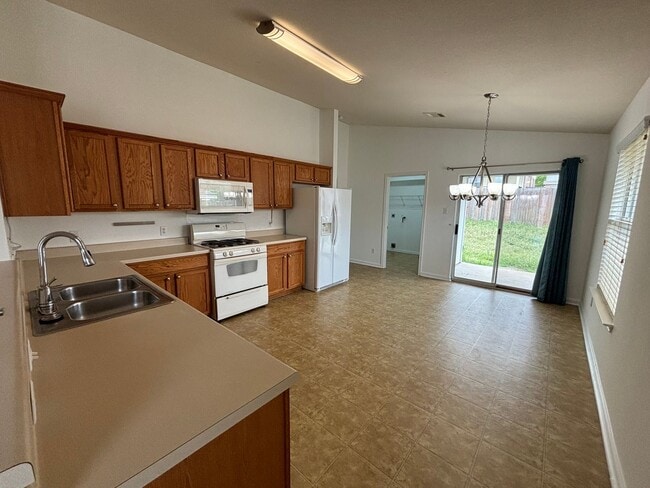 Building Photo - Gaston-Sheldon -Pflugerville