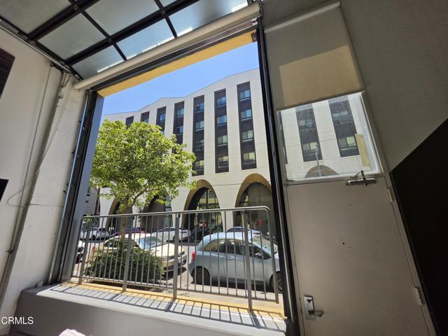 Building Photo - 200 N San Fernando Rd