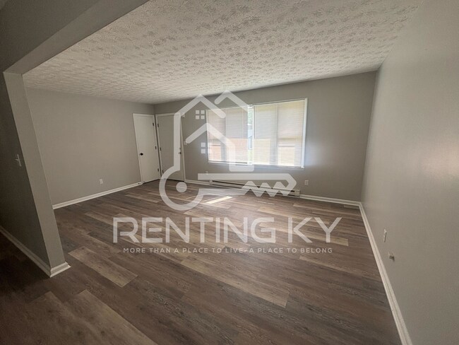 Building Photo - 210-212 Thacker