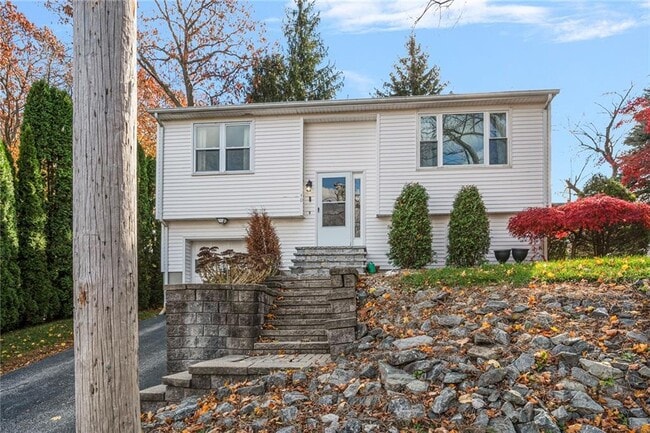 Building Photo - 40 Paolino St