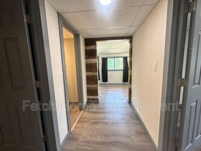 Building Photo - 10699 Jonestown Rd