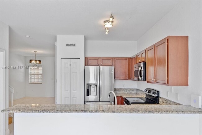 Building Photo - 3728 NE 3rd Ct