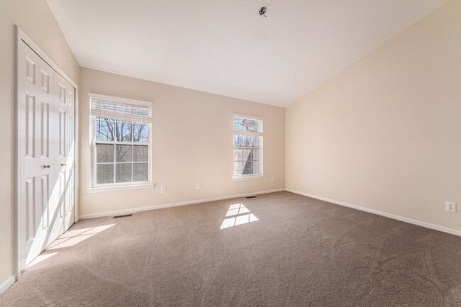 Building Photo - 3140 Promenade Cir
