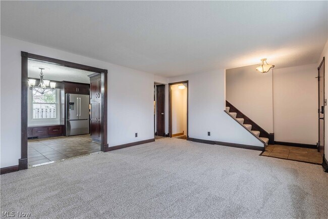 Building Photo - 4599 Cox Dr