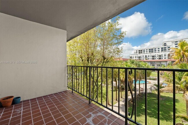 Building Photo - 8107 SW 72nd Ave