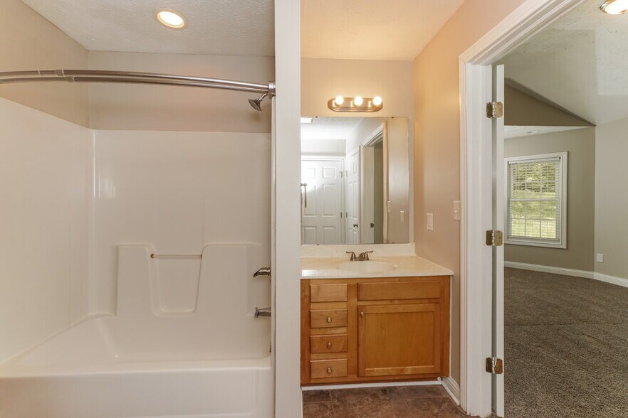 Building Photo - 112 Mojave Terrace