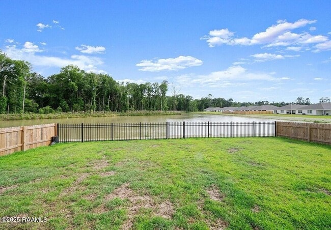 Building Photo - 35326 Grovemont Dr