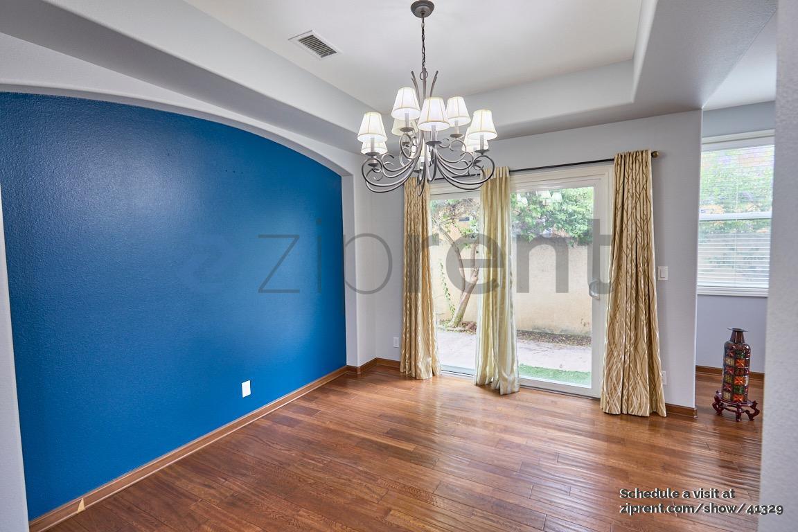 Building Photo - 8703 Belmont St