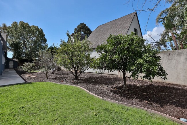 Building Photo - 1020 Madison Ave