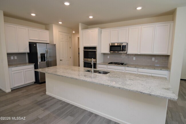 Building Photo - 12115 N Candywine Dr