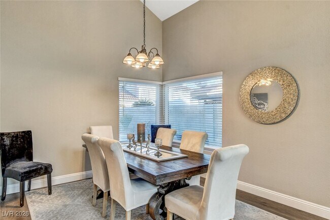 Building Photo - 4762 Torrence Dr