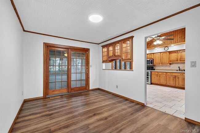 Building Photo - 8 Badami Dr