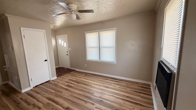 Building Photo - 3-bed, 1-bath Home