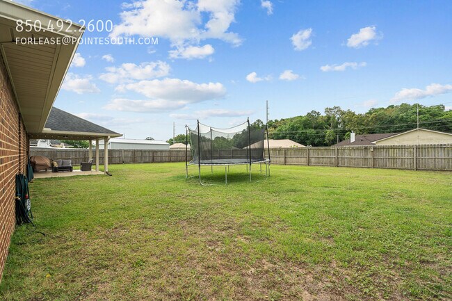 Building Photo - 12960 Westfield Loop