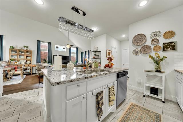 Building Photo - 345 Twin Creeks Dr