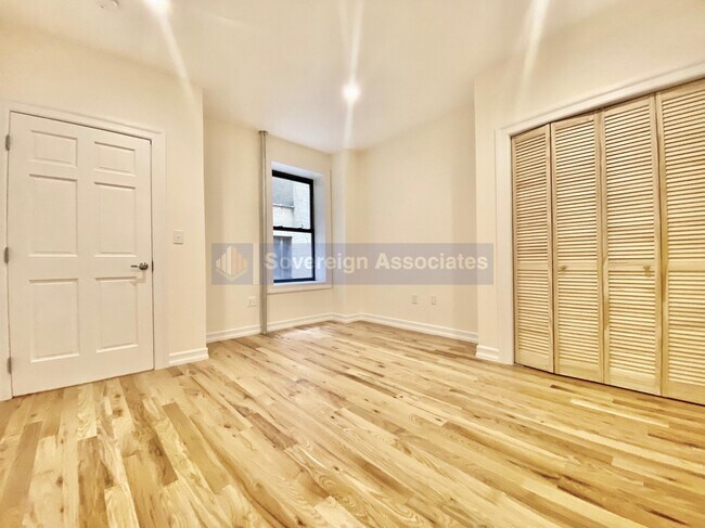 Building Photo - 935 Saint Nicholas Avenue