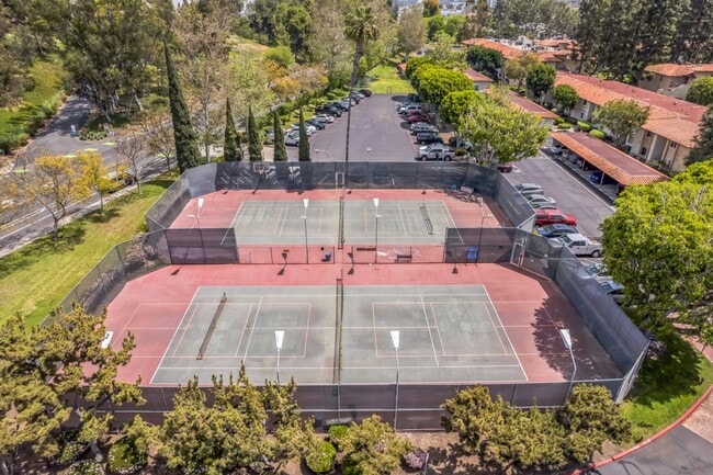 Building Photo - 10699 San Diego Mission Rd