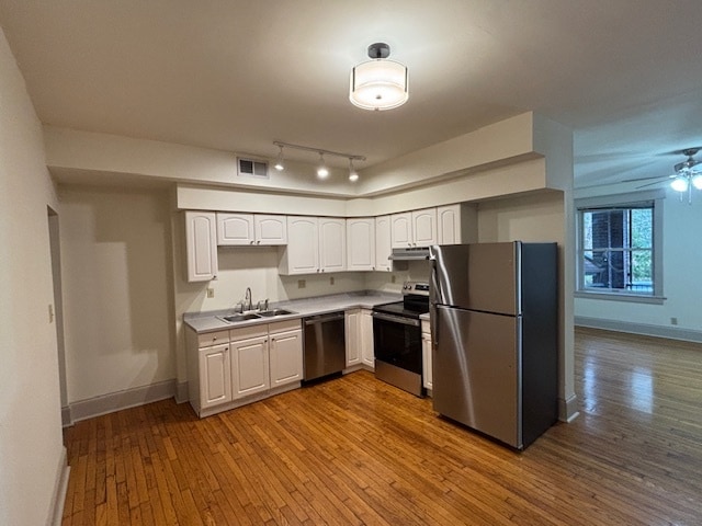 Building Photo - 3656 Shaw Ave