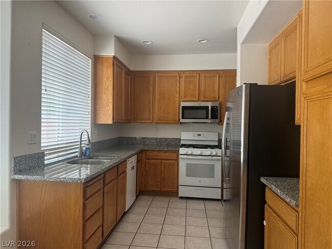 Building Photo - 2235 Le Conte Ave