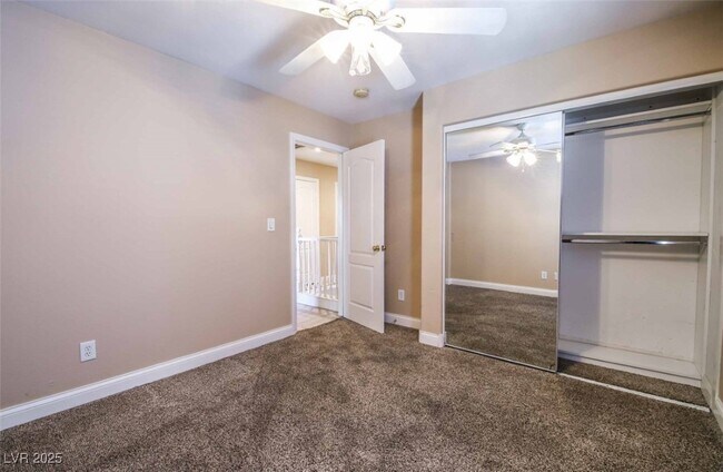 Building Photo - 9120 Ripple Ridge Ave