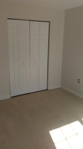 Building Photo - 18 Kenmar Dr