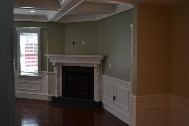 Building Photo - 129 Nonantum St