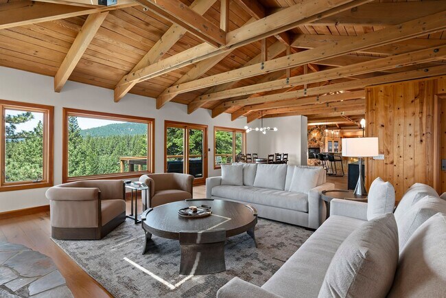 Building Photo - Eagles nest