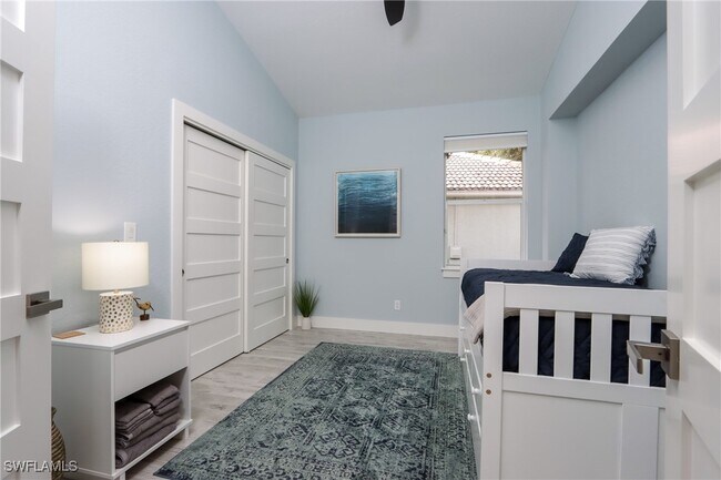 Building Photo - 1511 Whispering Oaks Cir