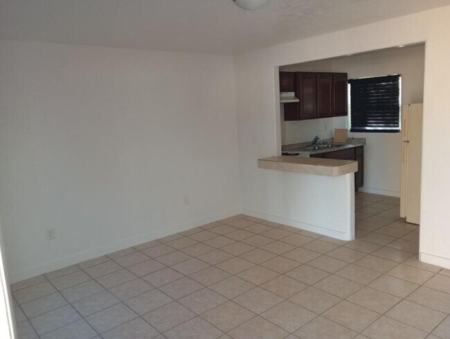 Building Photo - 1 bedroom in Eloy AZ 85131