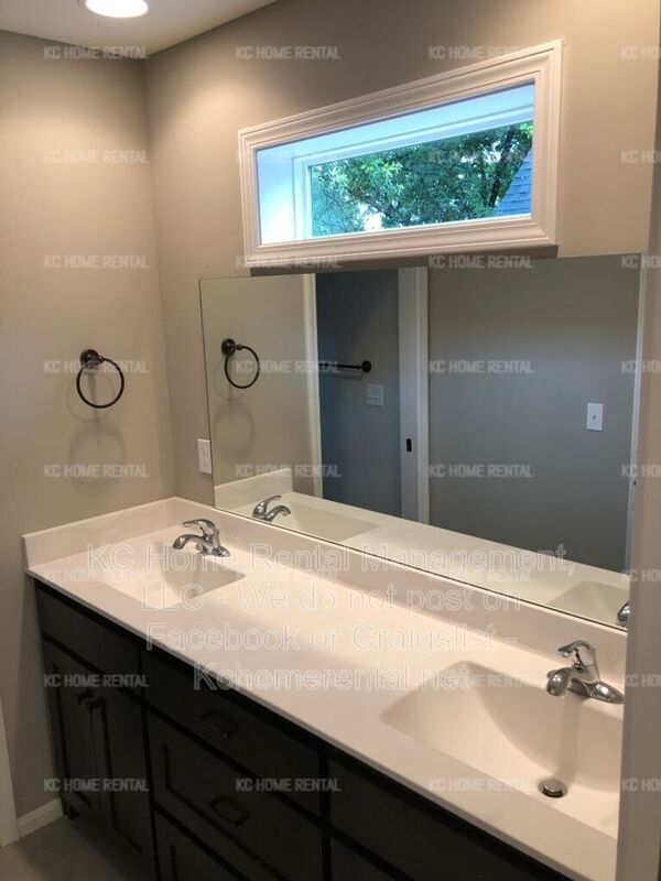 Building Photo - 3931 Genessee St