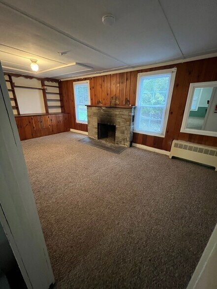 Building Photo - 1013 Dryden Rd