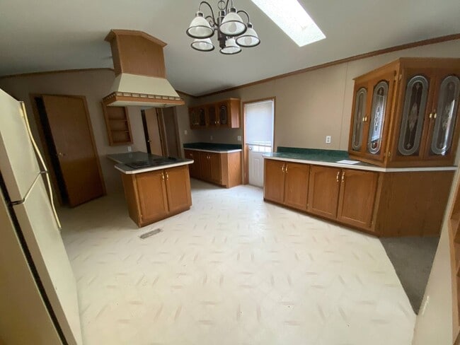 Building Photo - 4184 Bickel St