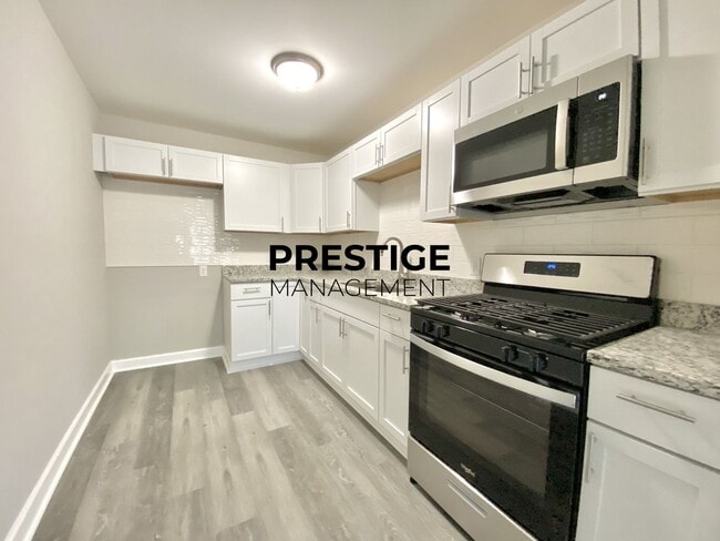 Building Photo - Updated 2 Bedroom Home in Gary