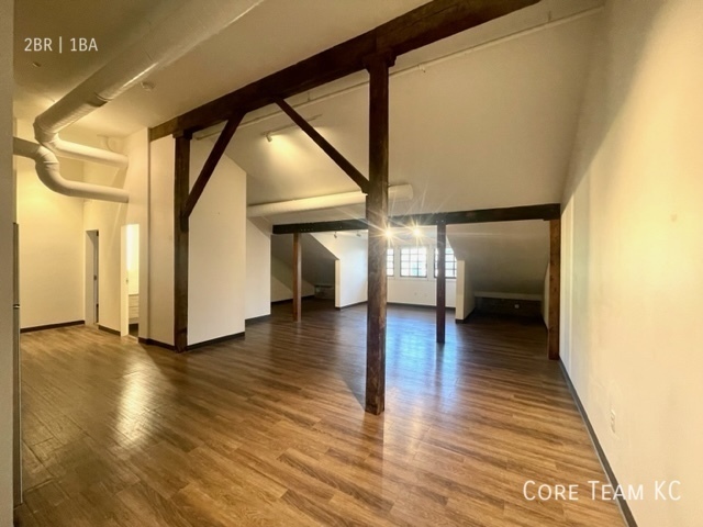 Building Photo - 1810 Madison Ave