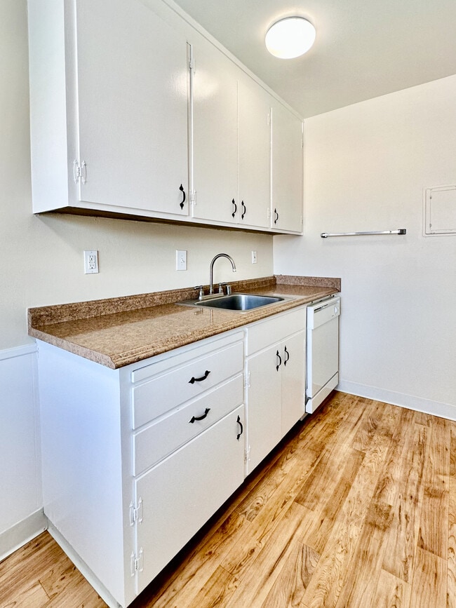 Floorplan - Garden Glen Apartments