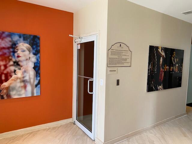 Building Photo - 550 Okeechobee Blvd