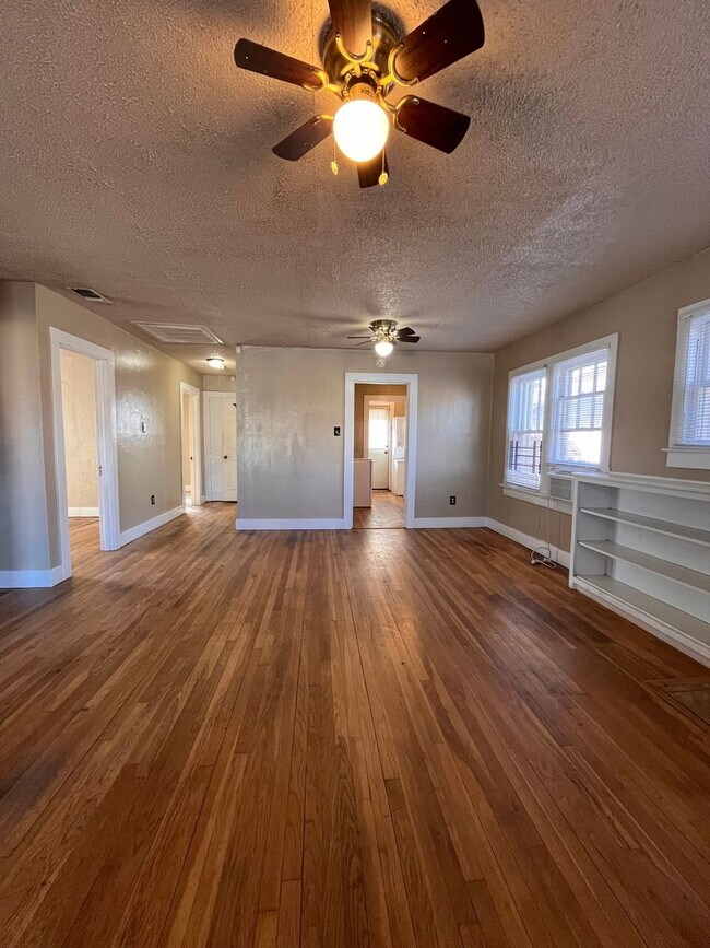 Building Photo - 2121 17th Street