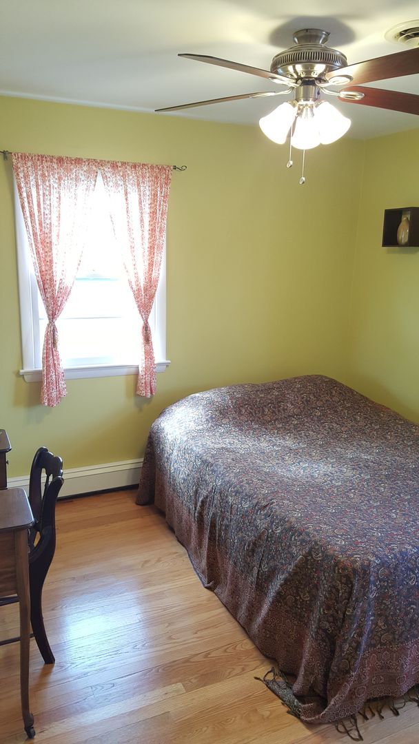 Building Photo - Incredibly well maintained rancher in Monrovia available mid June!
