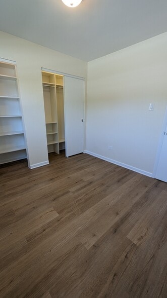 Building Photo - 14475 Jefferson Ave