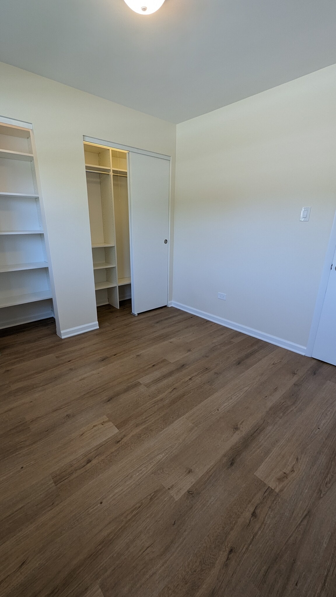 Building Photo - 14475 Jefferson Ave