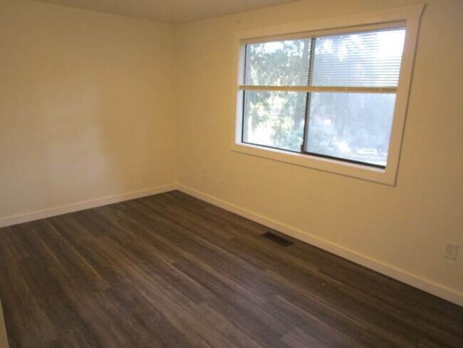Building Photo - 5304-5304 96th Ave Ct NW