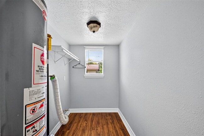 Building Photo - 5012 Ratama St