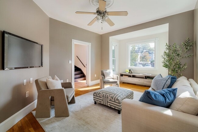 Building Photo - 87 College Ave