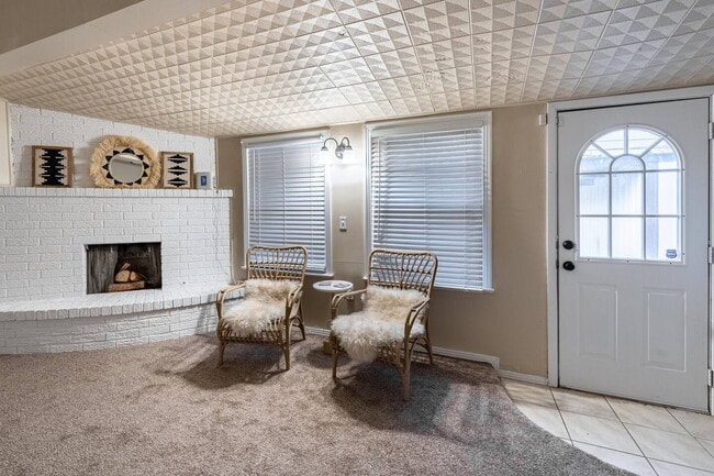 Building Photo - Move In Special of half off the first mont...
