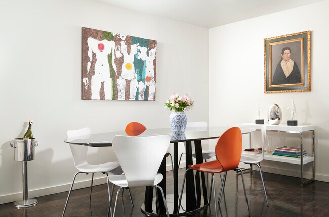 Building Photo - 1555 N Dearborn Pky