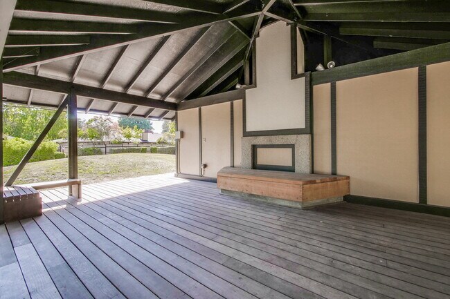 Building Photo - Single Story Townhome in Cherry Chase Neighborhood of Sunnyvale!