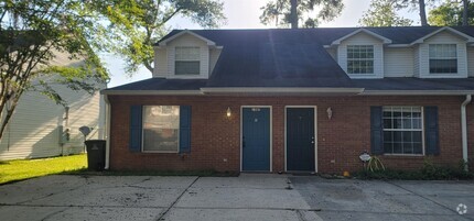 Building Photo - 1387 Castelnau Ct