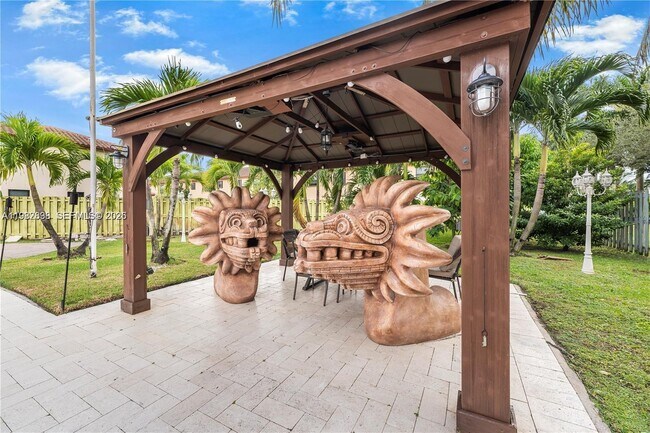 Building Photo - 3461 SE 1st St