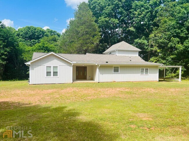 Building Photo - 4310 Bouldercrest Rd