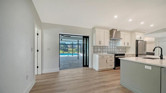 Building Photo - 5468 Wilkinson Rd